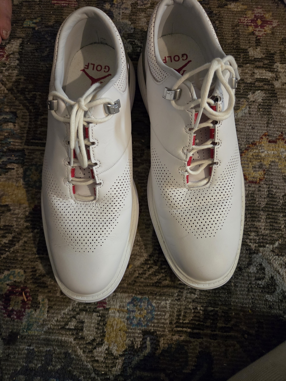 Nike White Men's Golf Athletic Shoes with Red Accents